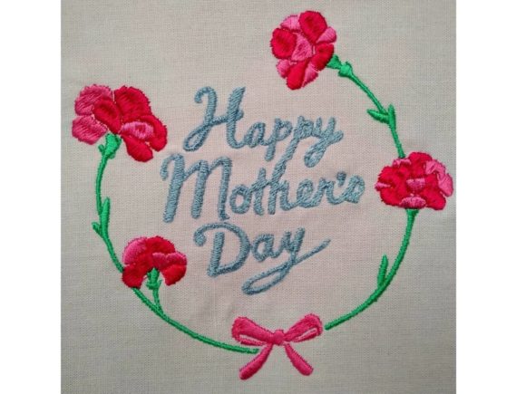 Floral Mother's Day Wreath: A Charming Embroidery Design